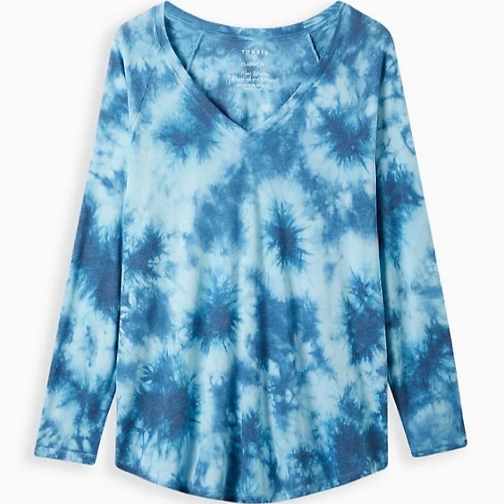 NWT Torrid Aqua Tie Dye Raglan Top
